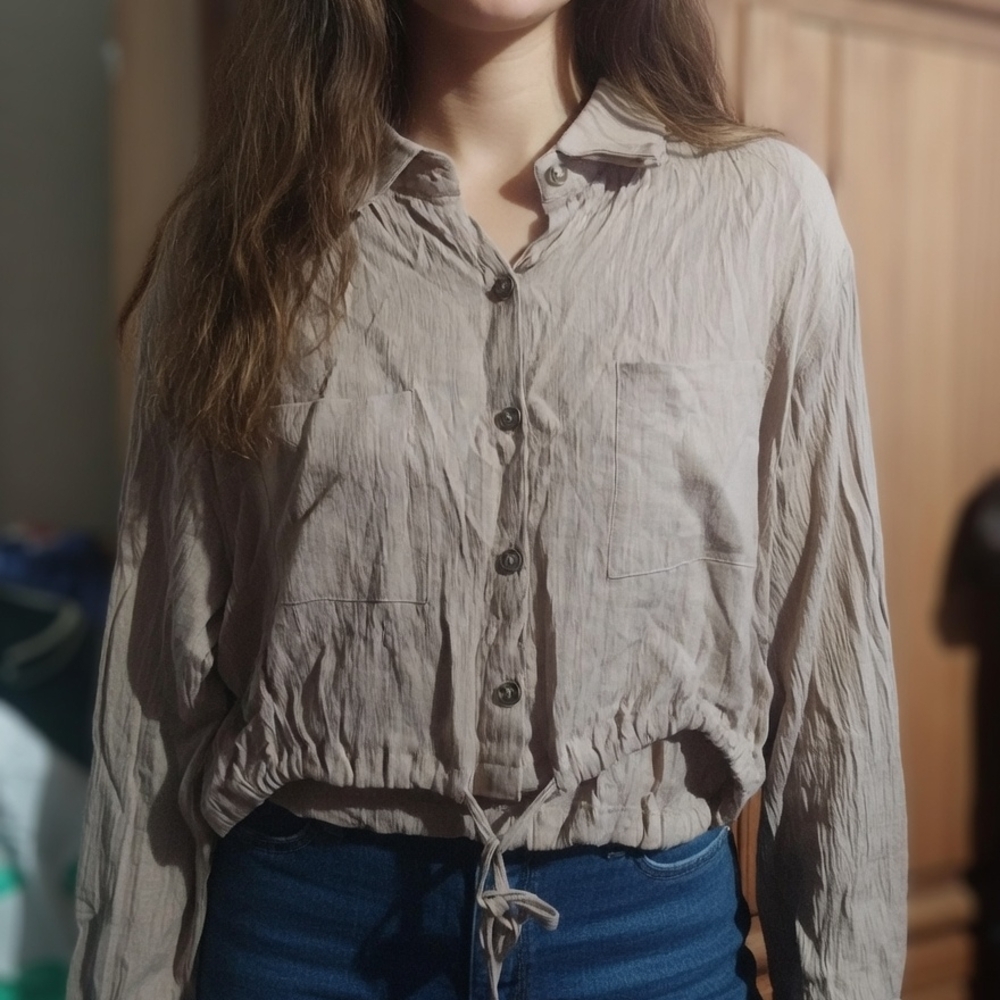 Light Taupe Women's Button-Front Collared Top